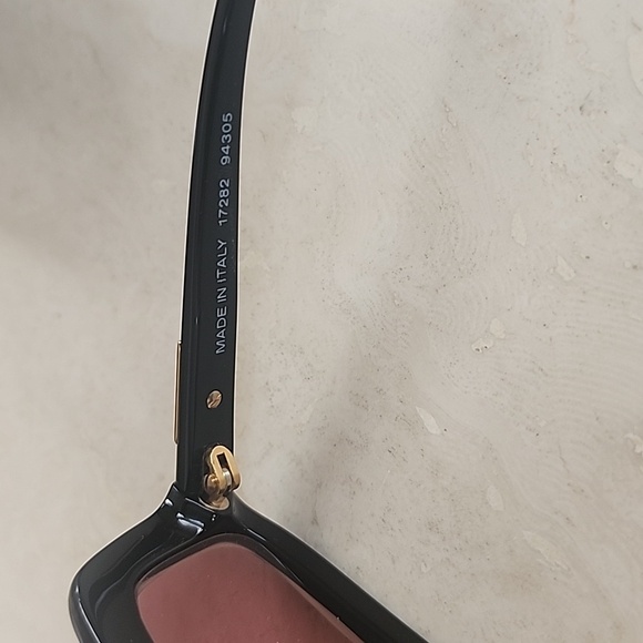 Chanel vintage sunglasses ๐ - Picture 6 of 8